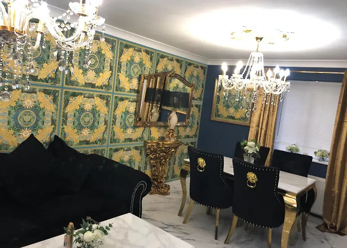 Stunning 2 Bedroom Apartment